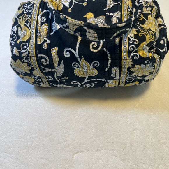🌼 Vera Bradley Small Duffel Bag – Twirly Birds Yellow 🌼 - Picture 2 of 6
